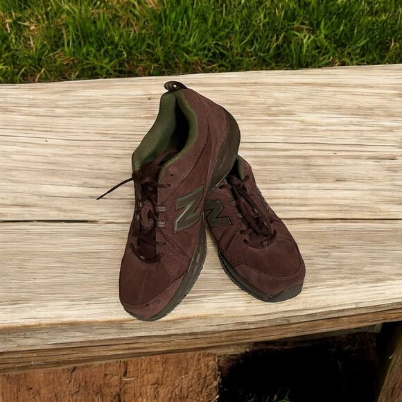 New Balance Men's 608 V3 Swede Cross Training Size:1O 2E Width Brown /Green - Picture 1 of 16